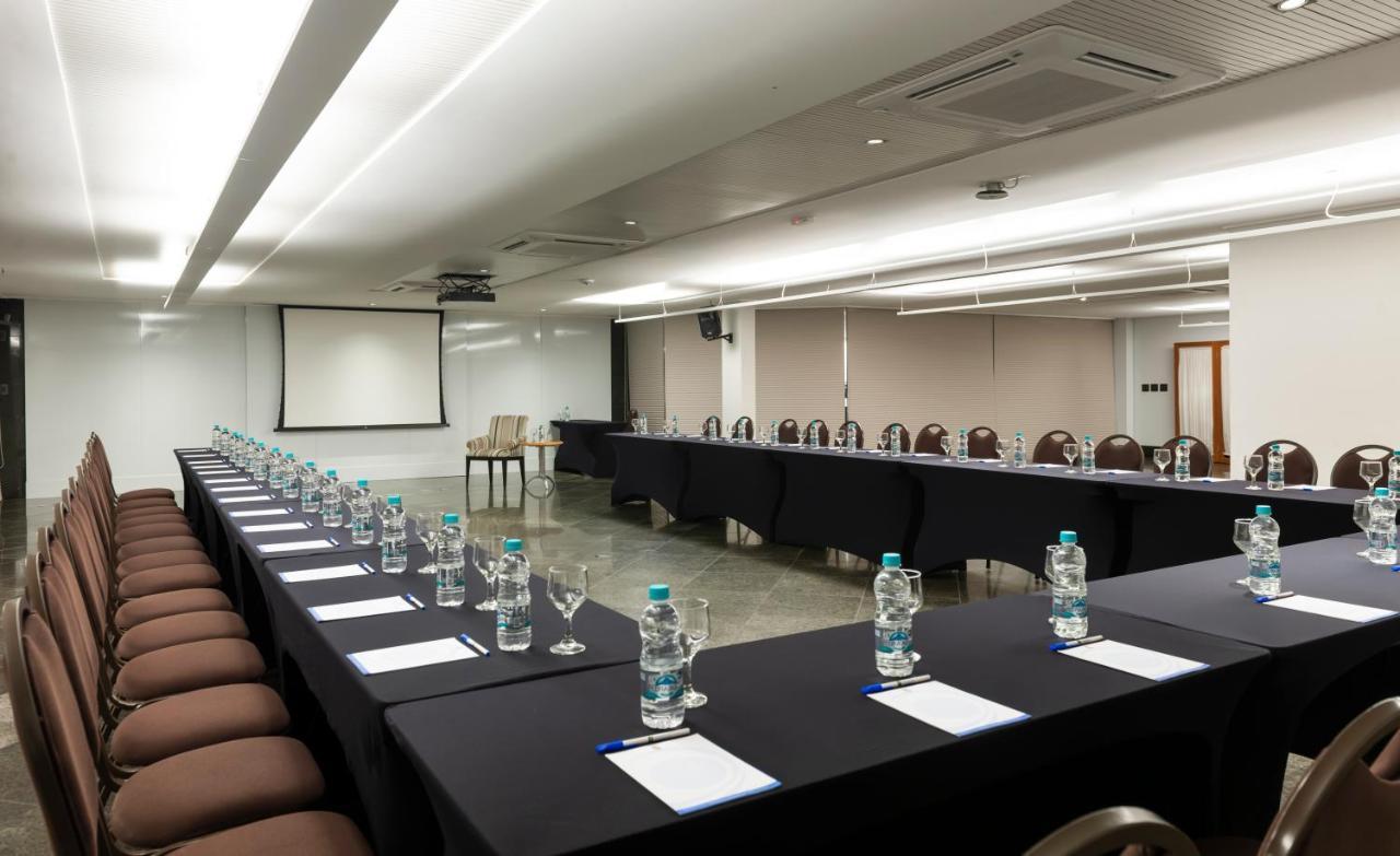 Hotel Senac Ilha Do Boi Vitória Exteriér fotografie Meeting room