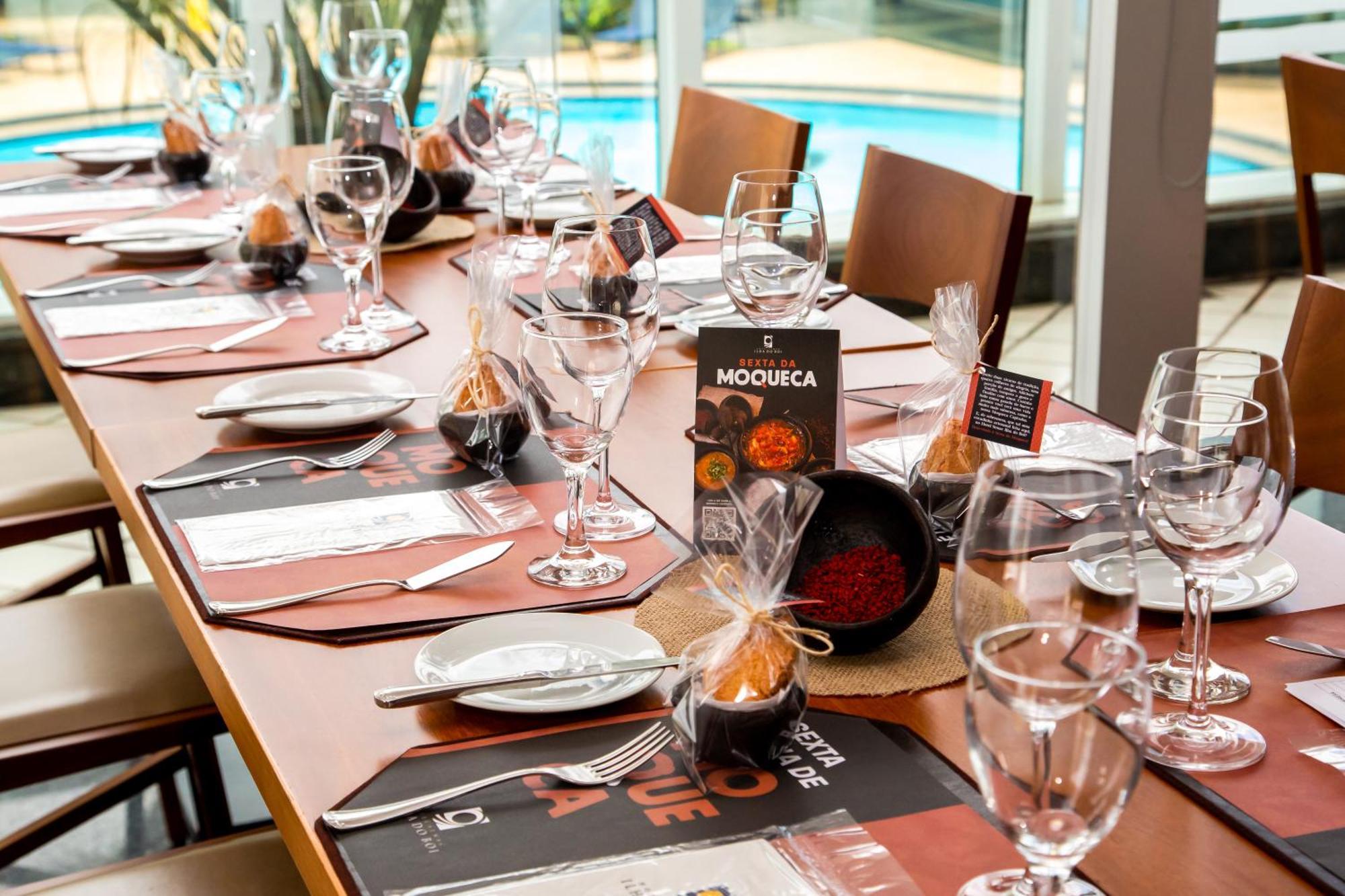 Hotel Senac Ilha Do Boi Vitória Exteriér fotografie A table set for a wine tasting