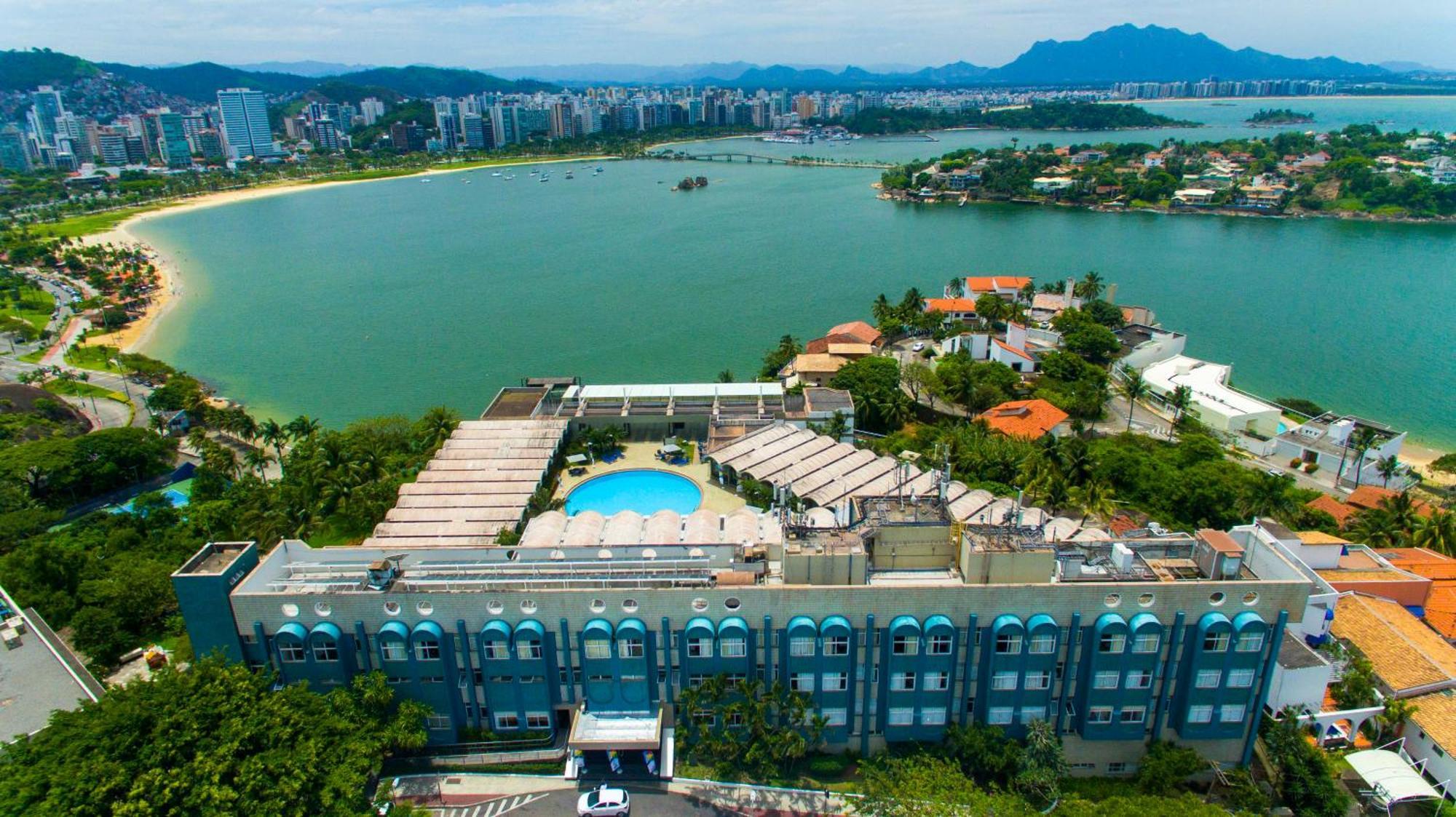 Hotel Senac Ilha Do Boi Vitória Exteriér fotografie Aerial view of the hotel